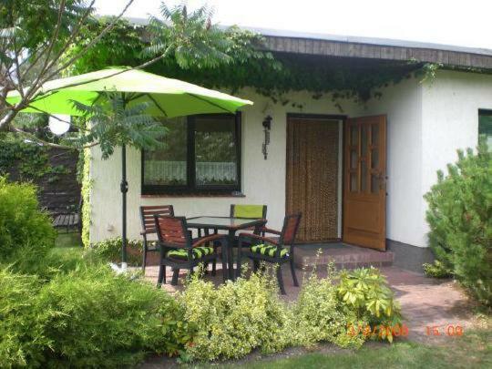 Ferienhaus Am See Jabel エクステリア 写真